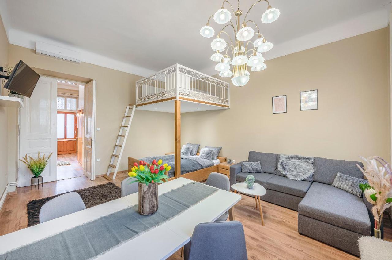 Corvin City Apartment By Nw بودابست المظهر الخارجي الصورة